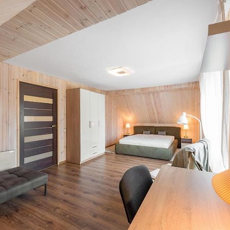Shanghai Banzai Family Apartment Βίλνιους Εξωτερικό φωτογραφία